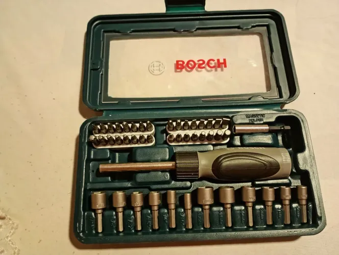 Jogo para parafusos Bosch 46 peças