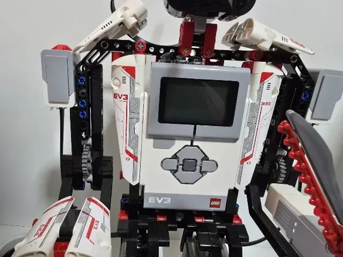 Robô LEGO EV3