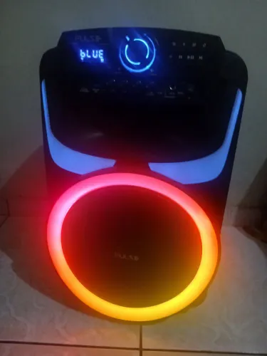 Vendo caixa de som pulse, só não funciona o pen drive 