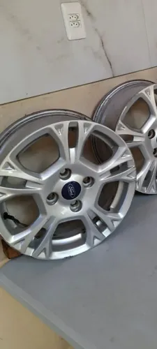Rodas New fiesta.