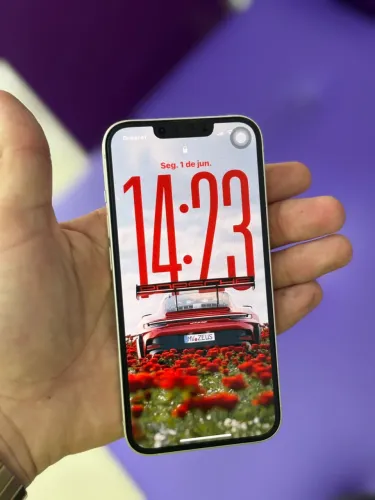 iPhone 13