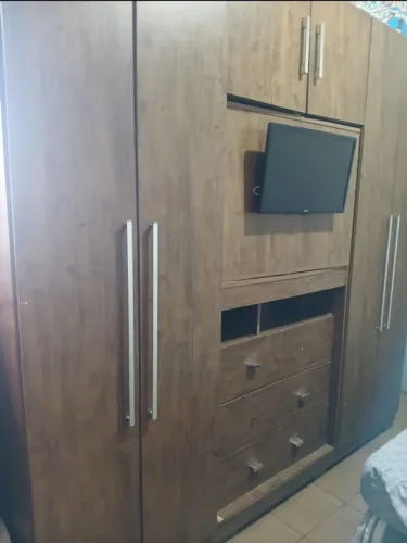 GUARDA ROUPA DE CASAL VENDO