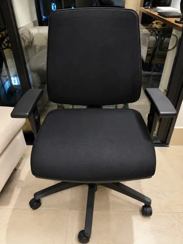 Cadeira de Escritório Cavaletti Ergonômica | Braços Reguláveis | Excelente Estado