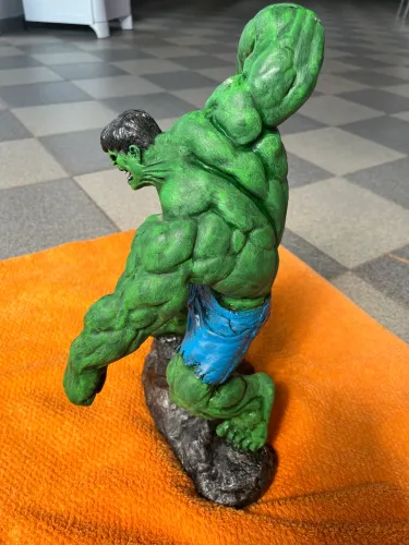 Boneco estátua de resina pintado a mão Hulk
