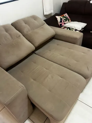 Sofá retrátil e reclinável