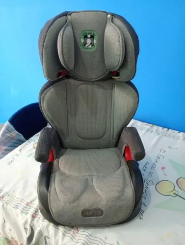 Vendo cadeirinha infantil