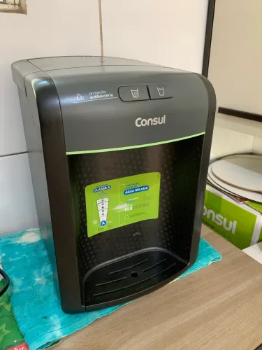 Purificador e bebedouro de Água Cônsul