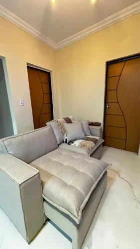 Sofá de linho EXTREMAMENTE NOVO