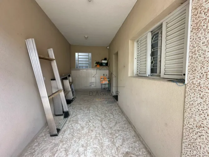 Casa residencial para alugar no bairro Vila Aurora (Zona Norte) com 1 dormitório.