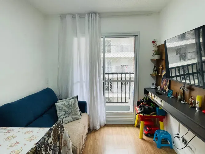 Apartamento com 2 Quarto(s) e 1 banheiro(s) para Alugar, 40 m² por R$ 1600 / Mês