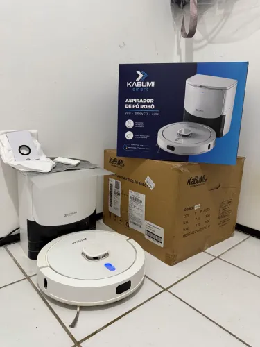 Robô aspirador como novo 
