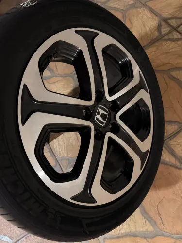 Roda Honda Civic semi nova COMPLETA