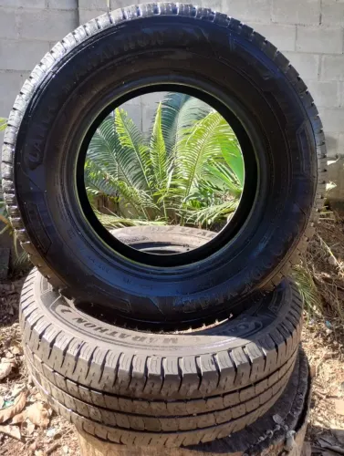 Pneus Good year Aro 15 -  HR 205/70 