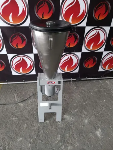 Liquidificador industrial 25 litros 220 volts marca poli funcionando