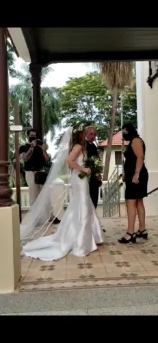 vestido de noiva + vestido de festa