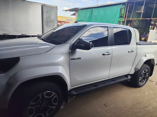 Toyota Hilux CD SRX Plus 4X4 2.8 TDI Die. Aut. 2025