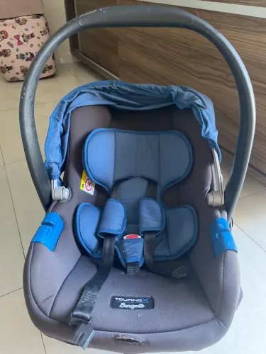 Bebê conforto burigotto