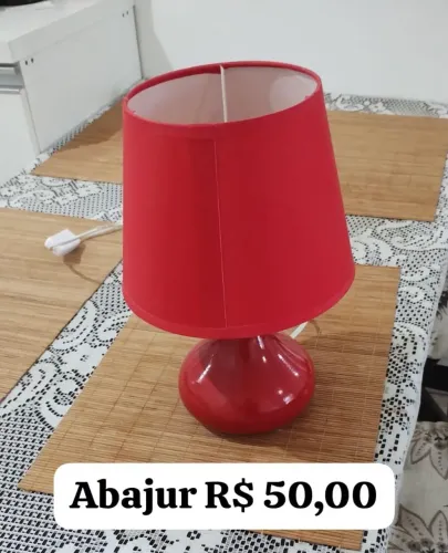 Abajur vermelho
