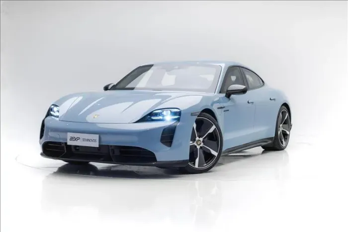 Porsche Taycan Turbo S (elétrico) 2021
