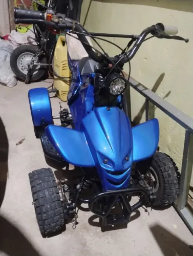 Vendo quadriciclo infantil