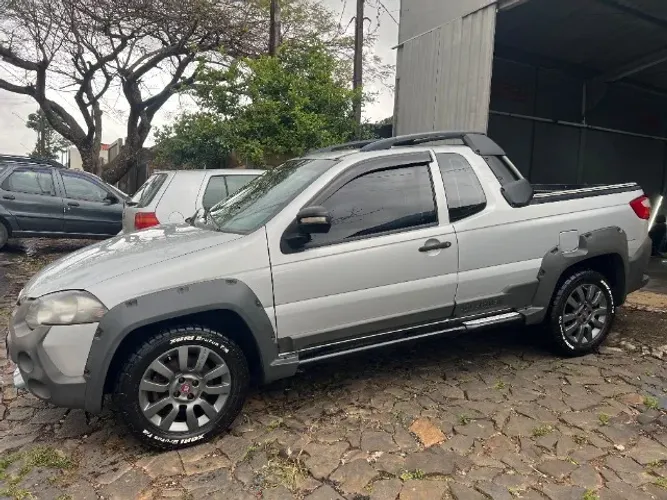 Fiat Strada Adventure 1.8/ 1.8 Locker Flex CE 2015