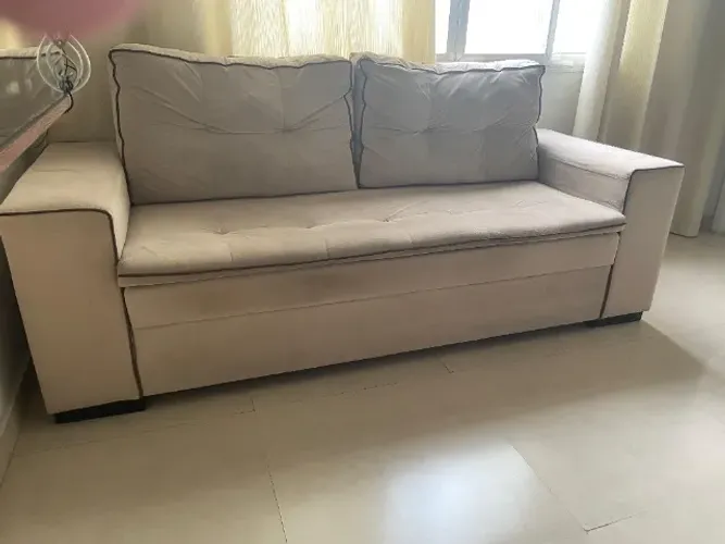 Vendo excelente sofá de 3 lugares 2 metros