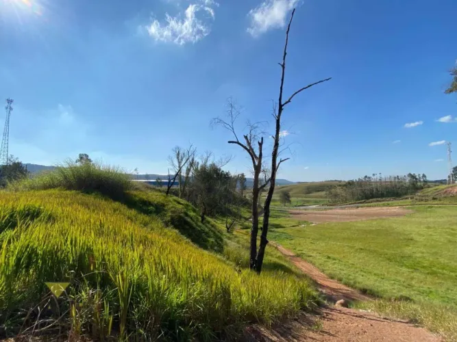 Terreno à venda, 40000 m² por R$ 20.000.000,00 - Maracatu - Guararema/SP