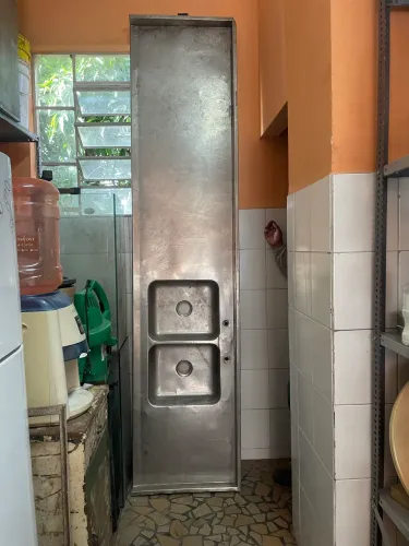 Pia toda de inox