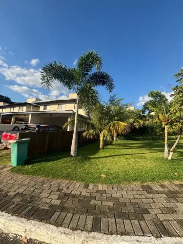 Casa a venda Condomínio Alto da Boa Vista - Com Garagem / 3 quartos 175 m² / Energia Solar