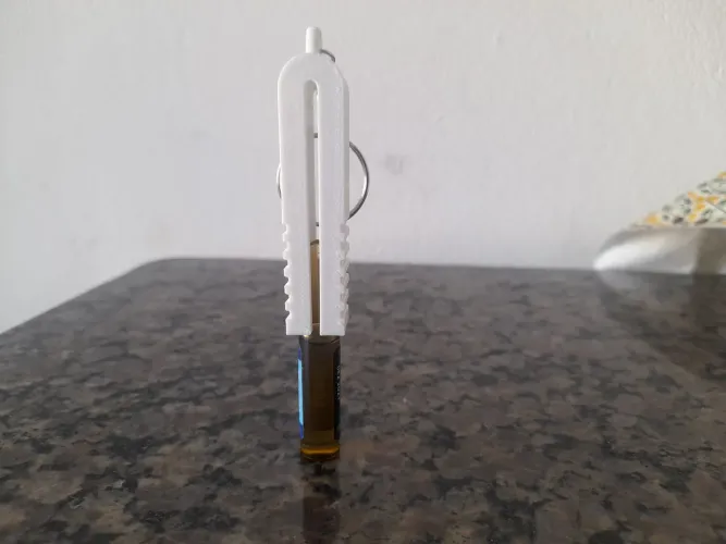 Abridor e Cortador de Ampolas em Petg -Chaveiro