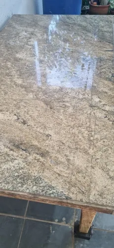 Tampo de Granito Ouro Brasil