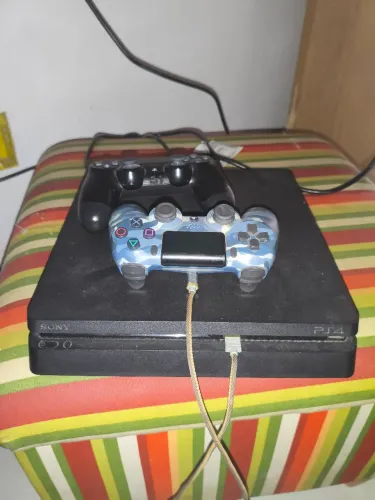 Ps4 slim