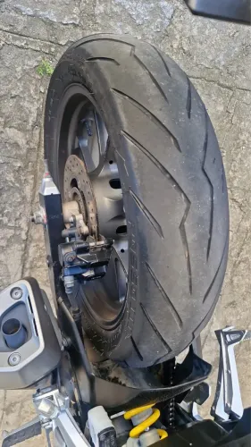 Moto cb 300f