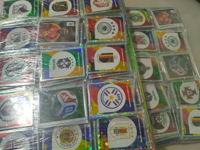 Álbum completo para colar Panini oficial 2026