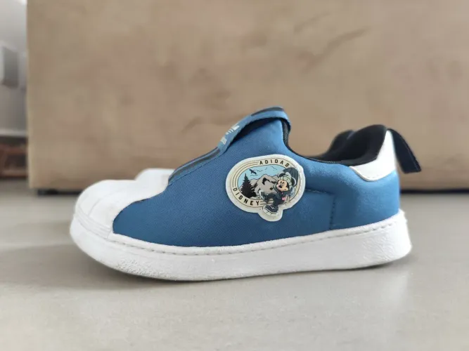 Tênis Adidas Tam 23