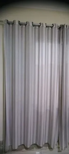 Cortinas usadas em otimo estado. Com bastão, Retirada em itabaiana