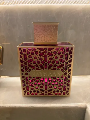 PERFUME RAYHAAN KISS FEMININO