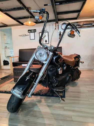 Harley Davidson manutenção em dia pronto pra rodar