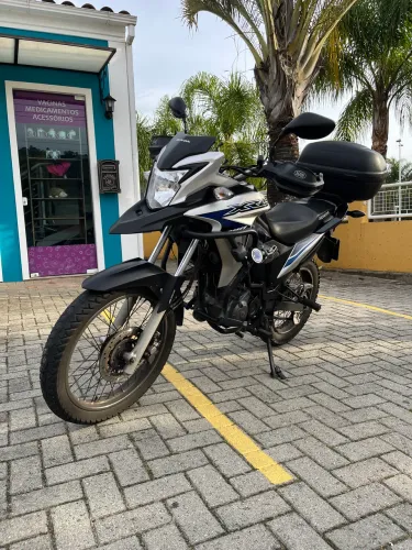 Barbada XRE 190 2019