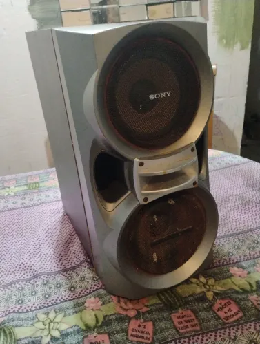 Caixa de som Sony twin woofer com tweeter 300 waats 4 ohms