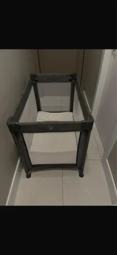 Berço Portátil Mini Play da Safety 1st (acompanha colchão)