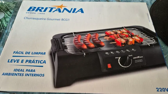 Churrasqueira Elétrica Britânia Gourmet BCG1 - NOVA Na Caixa!