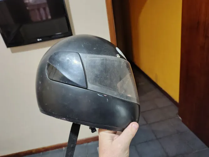 Capacete juvenil