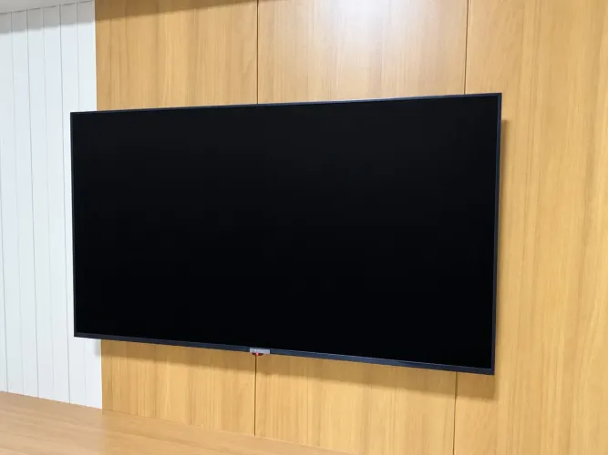 Tv smart LG 4k 43 pole