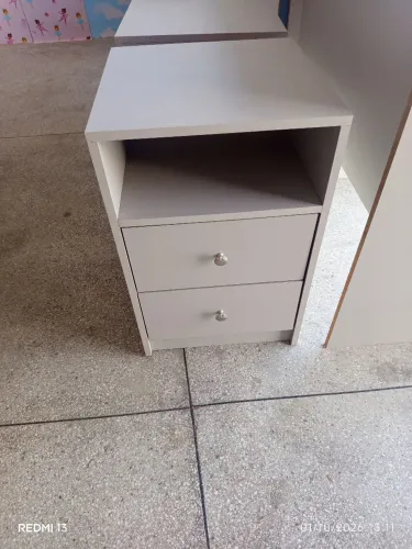 Mesa de cabeceira