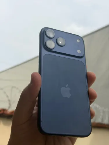 iPhone 17 pro max