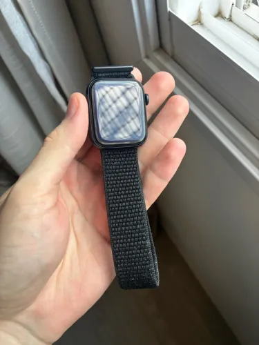 Apple Watch SE 44mm