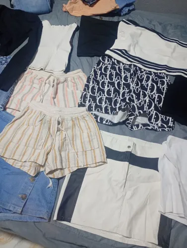 Roupas lindas de menina jovem ?