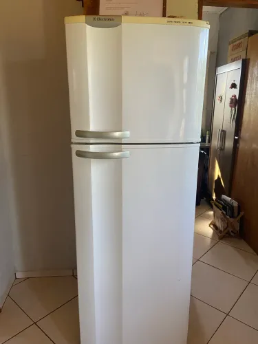 Geladeira Eletrolux 2 porta
