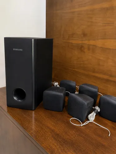 Home Theater Samsung 5.1 Completo - Subwoofer + 5 Caixas